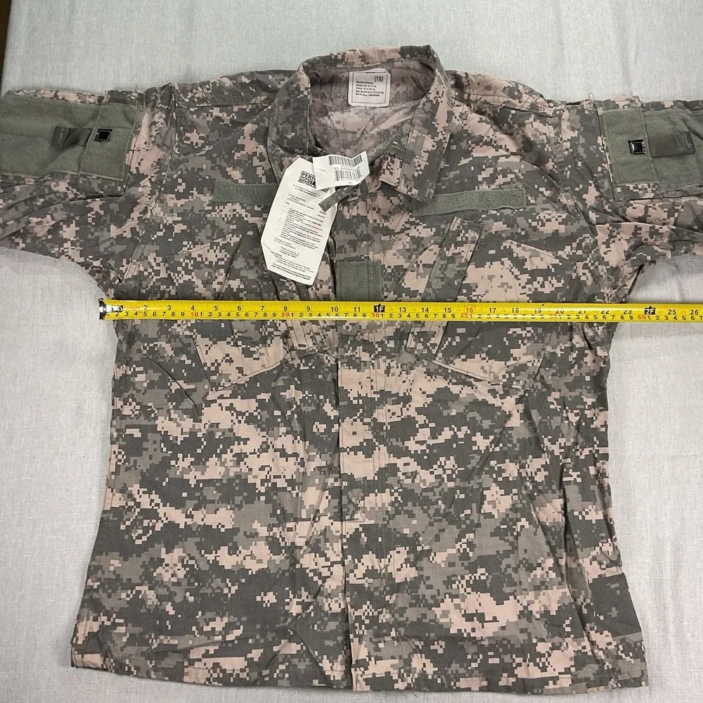 NWT ARMY Combat Uniform (ACU) Coat Flame Resistant Insect Guard Size Mediium Reg
